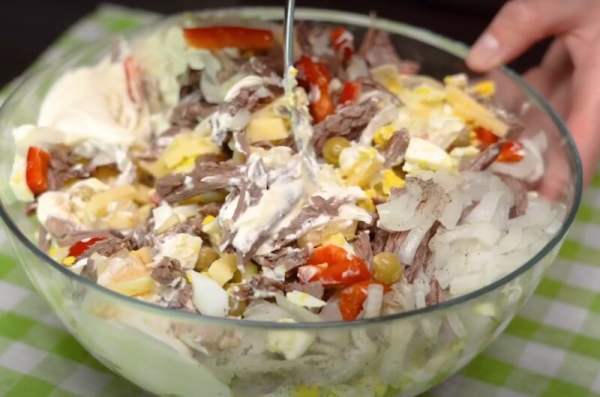 Вместо надоевшего «Оливье». Салат без картошки «Белорусочка» — вкусный и полезный рецепт